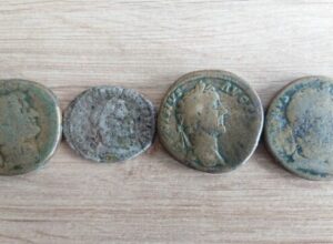 Monnaies romaines Titre Monnaies Romaines - Nangeville